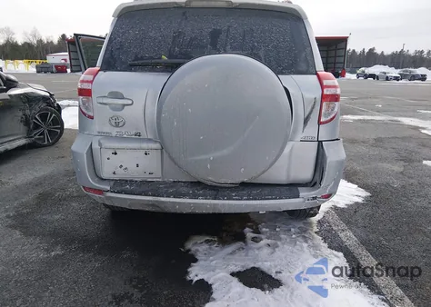 2009 Toyota Rav4 z USA, uszkodzony, nr VIN JTMBF33V495014516